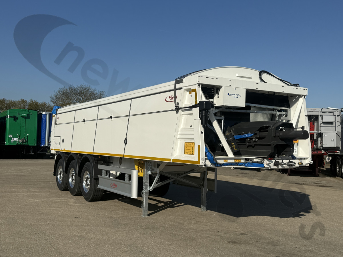 Hire New 2026 Fliegl Asphalt Ejector Trailer