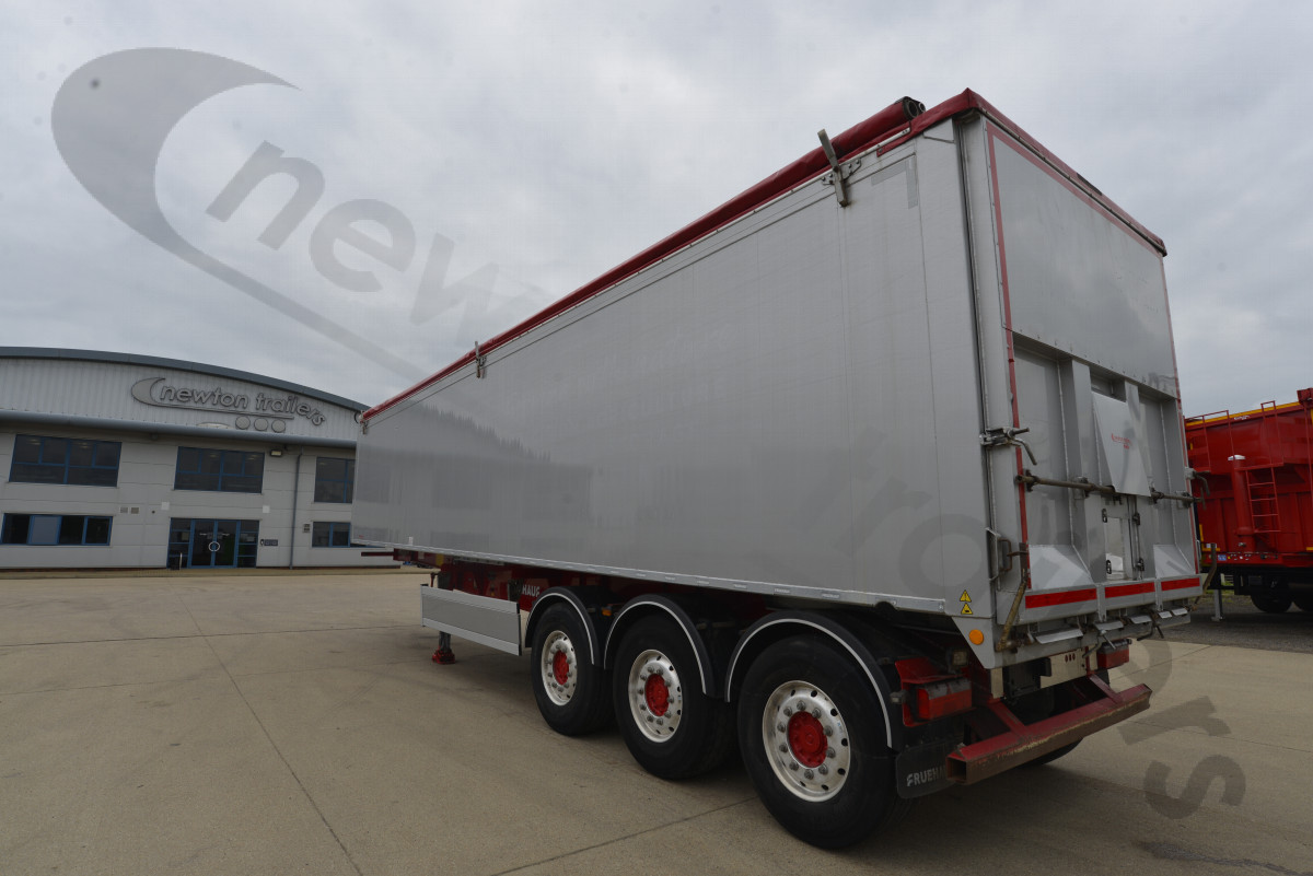 Used 2018 Fruehauf Plank Sided Tipping Trailer