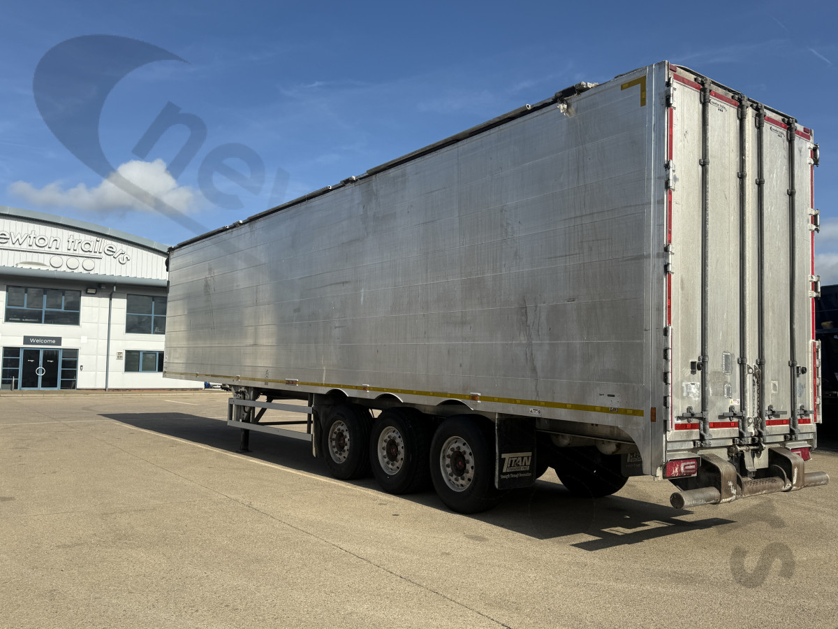 Used 2020 Titan Heavy Waste & Landfill Moving Floor Trailer