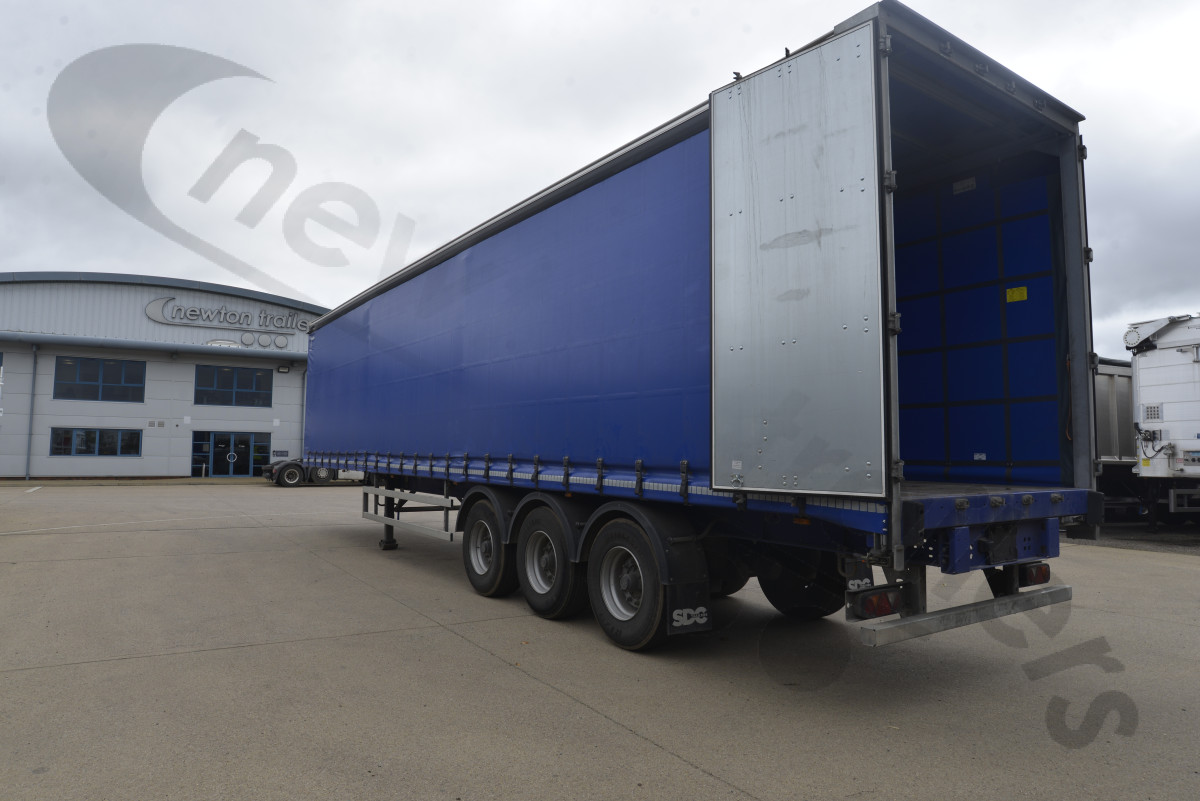 Used 2022 SDC Curtainsider Trailer