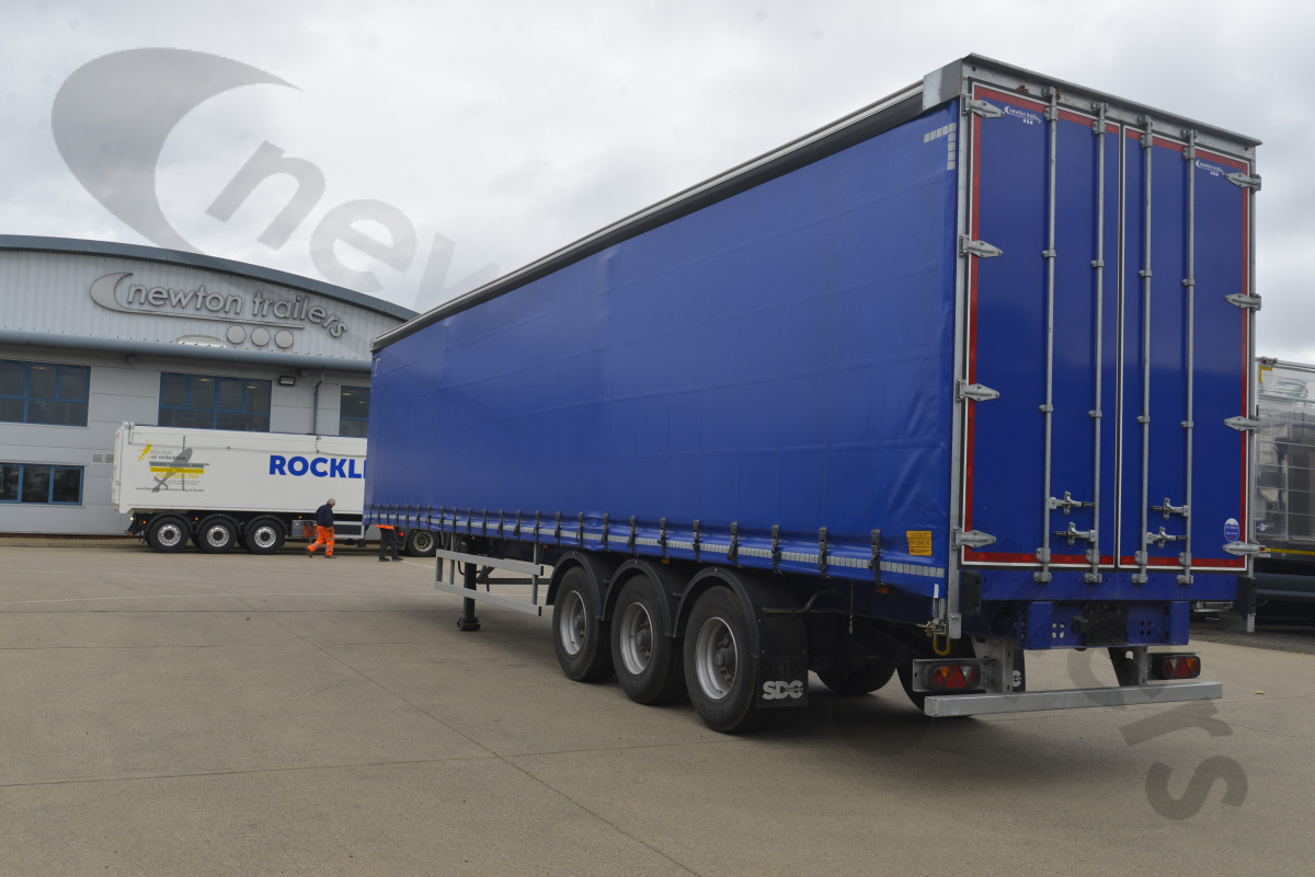 Used 2022 SDC Curtainsider Trailer