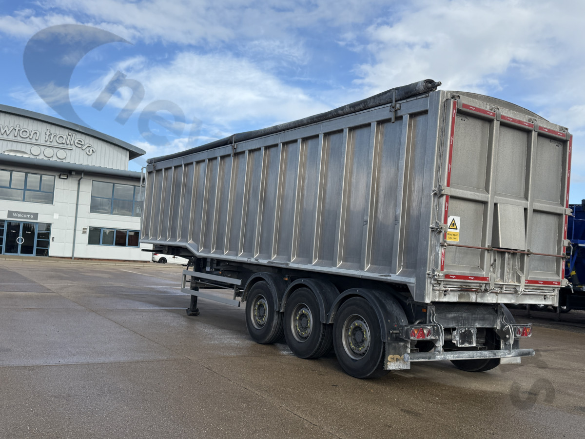 Used 2022 SDC/Alibulk Systems Bathtub 'U' Shape Ribsided Tipping Trailer