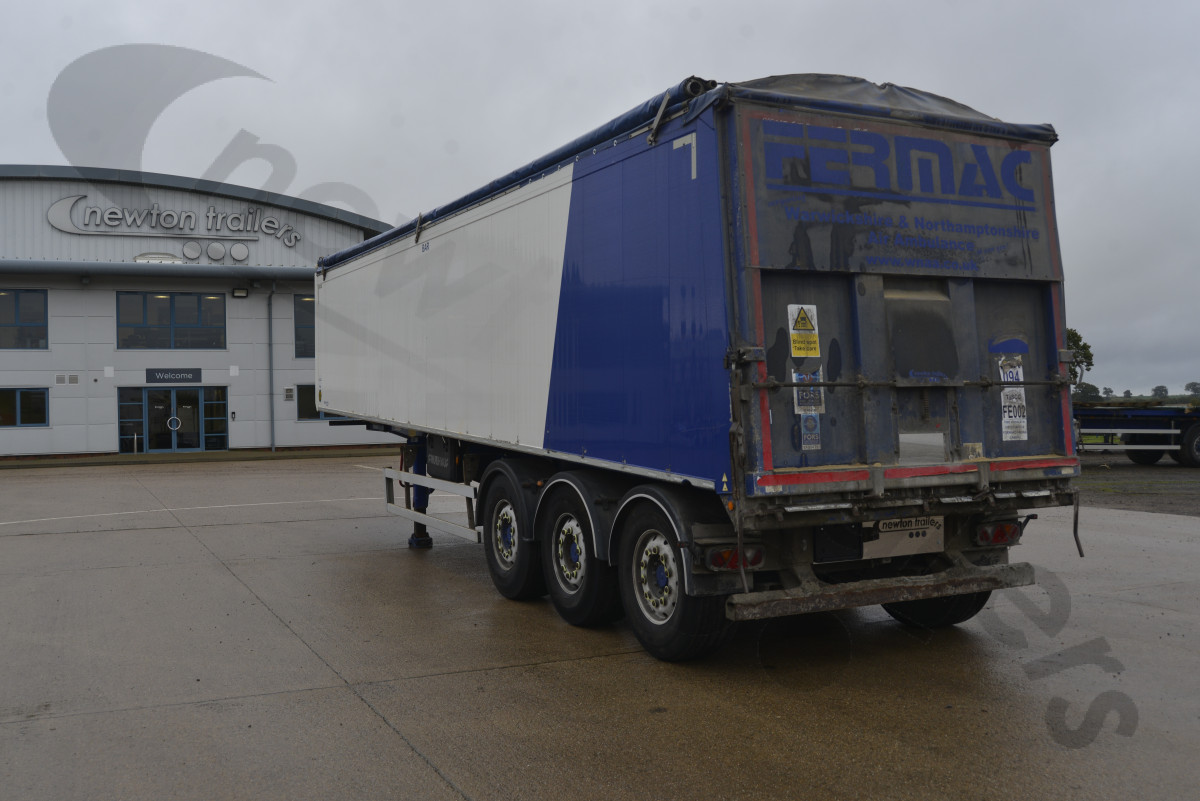 Used 2015 Fruehauf Plank Sided Tipping Trailer