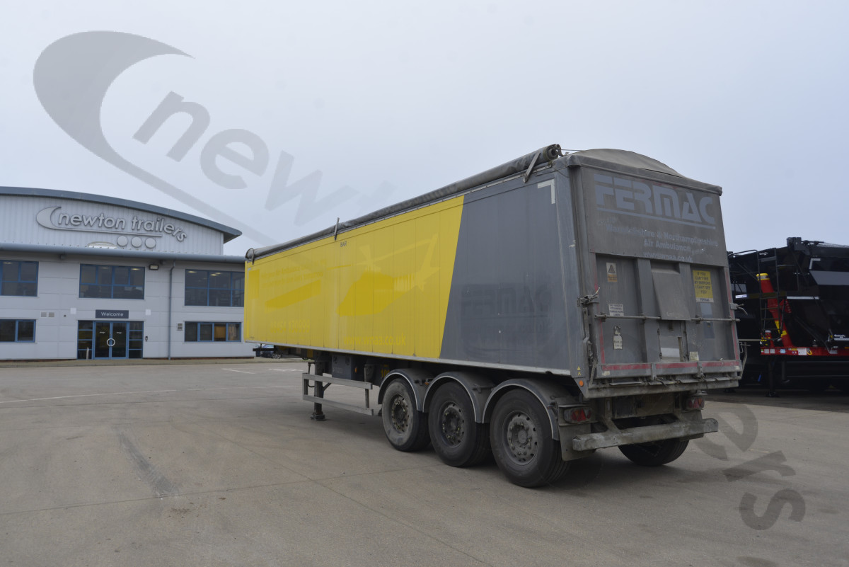 Used 2016 Fruehauf Plank Sided Tipping Trailer