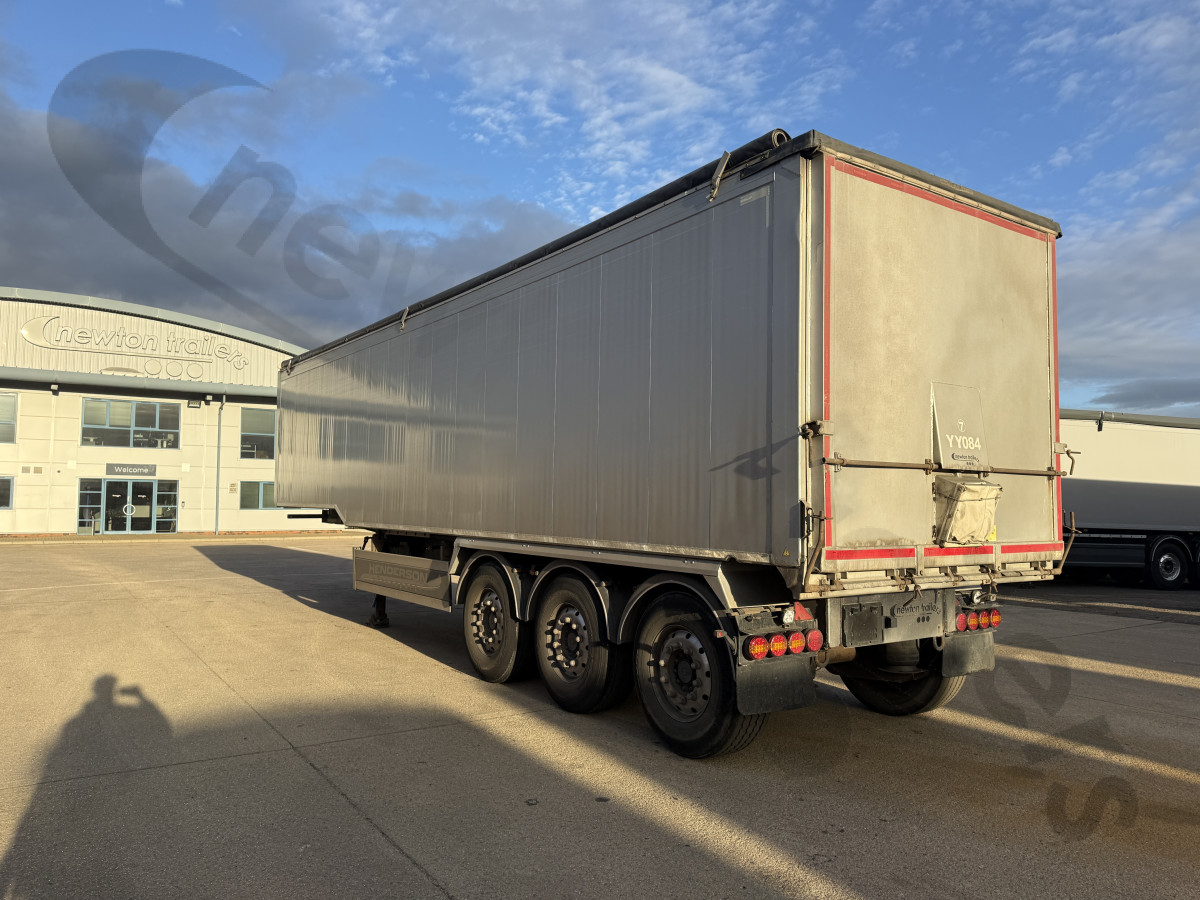 New 2018 Fruehauf Plank Sided Tipping Trailer