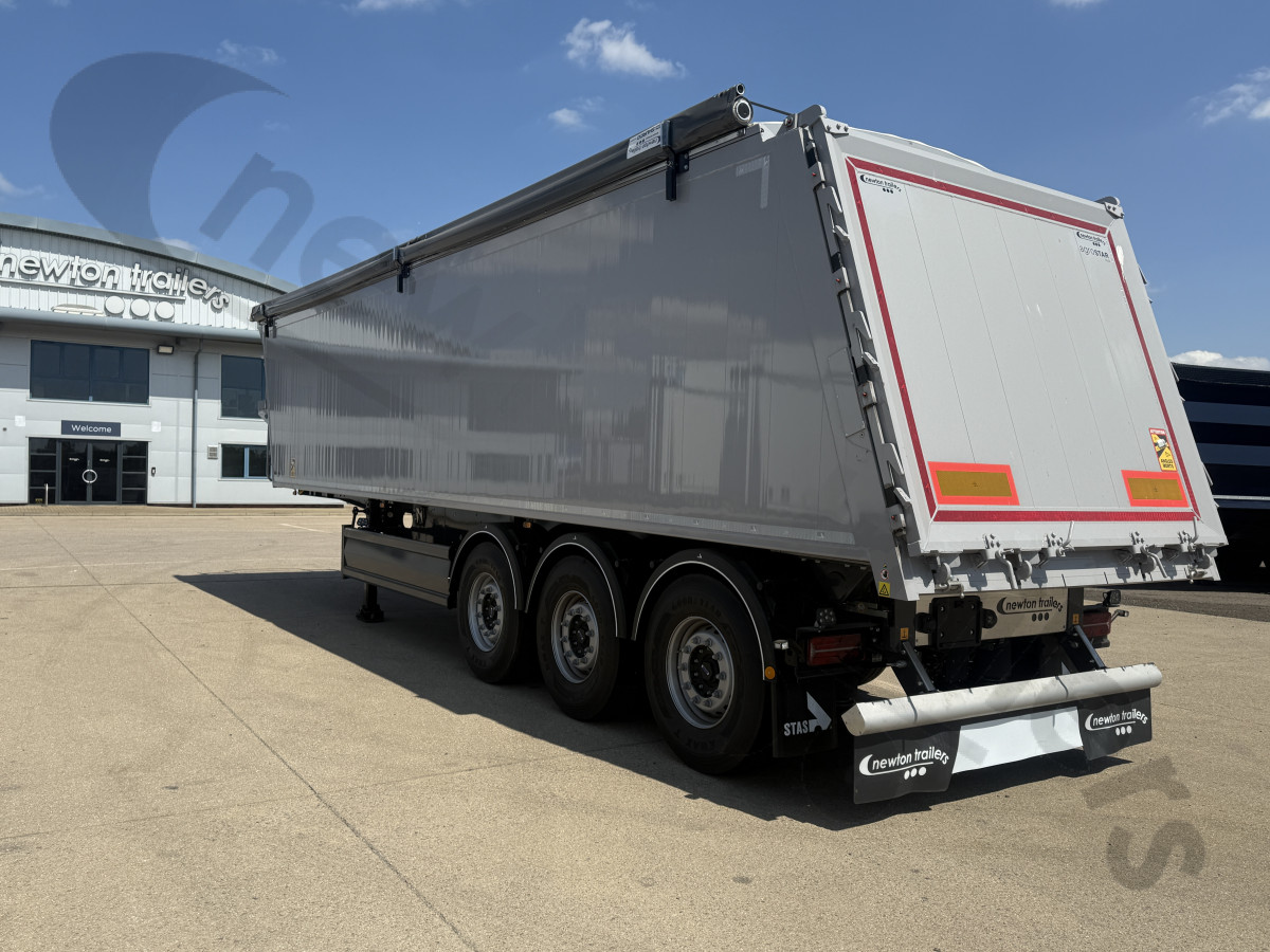 Hire New 2026 STAS Watertight Tipping Trailer