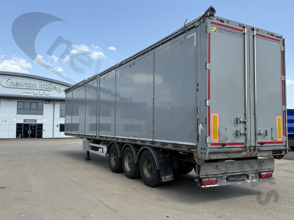 Hire Used 2017 Kraker Side Door Moving Floor